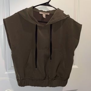 Cute sleeveless shirt